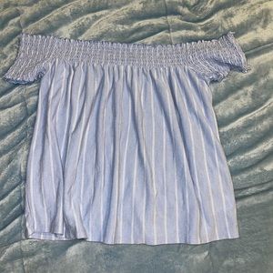 American eagle off the shoulder T-shirt